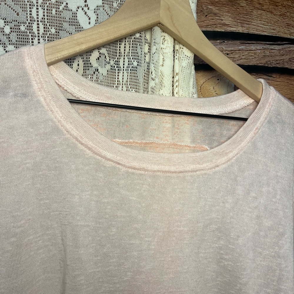 Halara Asymmetrical Split Hem Oversized Sheer Pink Top (126) - Picture 4 of 7